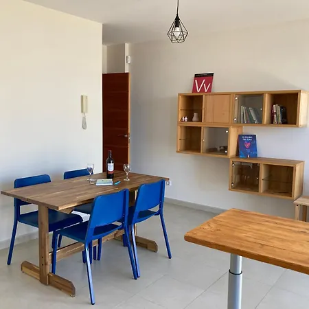 Sea Horizon Apartment